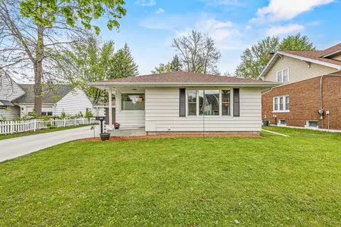 1008 Fourth Ave, Stevens Point, WI 54481