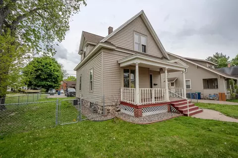 1401 N 2nd St, Wausau, WI 54403