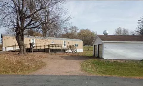 516 S Main St, Granton, WI 54436