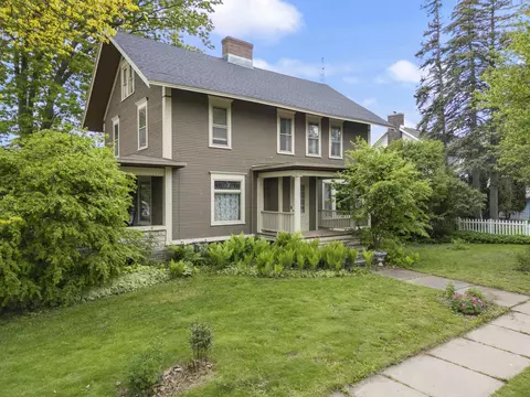 300 S Vine Ave, Marshfield, WI 54449