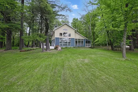 822 S County Road T, Amherst Junction, WI 54407