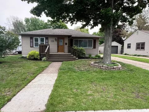 1770 Smith St, Wisconsin Rapids, WI 54494
