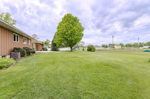 Exterior - 419 E Beech St, Edgar, WI 54426 photo 4 of 12
