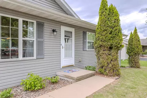 6205 Quentin St, Weston, WI 54476