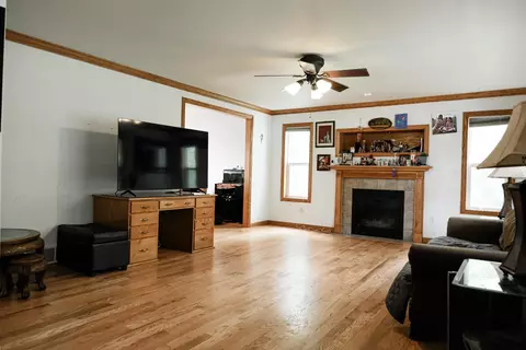 Living - 233615 Highpoint Rd, Ringle, WI 54471 photo 2 of 3