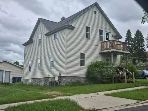 830 Chicago Ave, Wausau, WI 54403