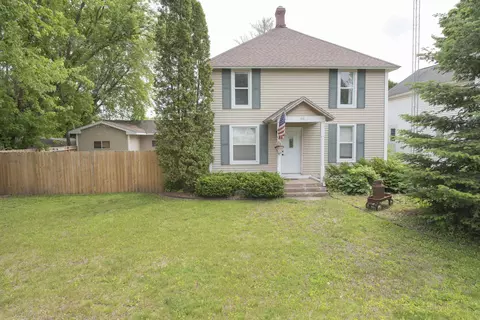 148 Mason St, Rosholt, WI 54473