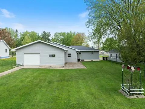 Exterior - 1324 E 8th St, Marshfield, WI 54449 photo 5 of 7