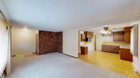 Living - 1324 E 8th St, Marshfield, WI 54449 photo 2 of 5