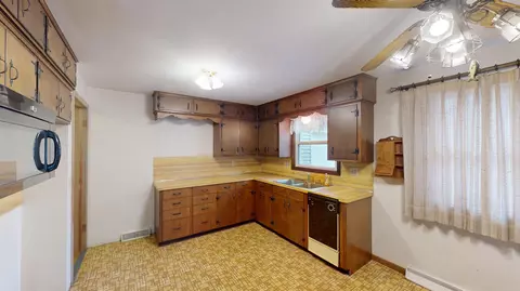 Kitchen - 1324 E 8th St, Marshfield, WI 54449 photo 5 of 5