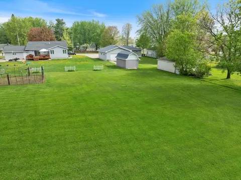 Exterior - 1324 E 8th St, Marshfield, WI 54449 photo 6 of 7