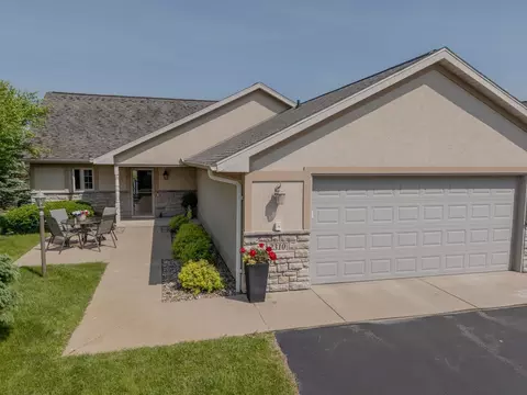 2310 Forest Grove Ave, Kronenwetter, WI 54455
