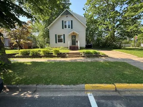 231 Lavigne Ave, Port Edwards, WI 54469