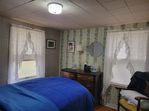 Bedroom - n9221 Sumac Lane, Gresham, WI 54128 photo 1 of 4