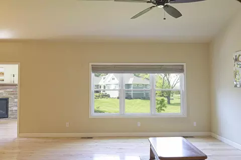 4561 Golf Dr, Windsor, WI 53598 photo 6