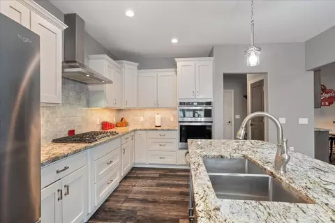 1415 E 20th St, Marshfield, WI 54449 photo 11