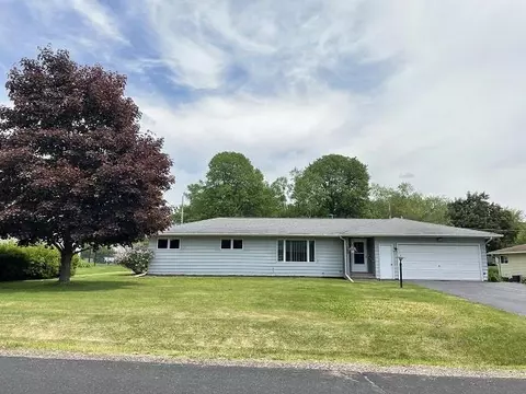 707 S Cypress Ave, Marshfield, WI 54449