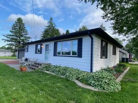 611 N Hinman Ave, Marshfield, WI 54449