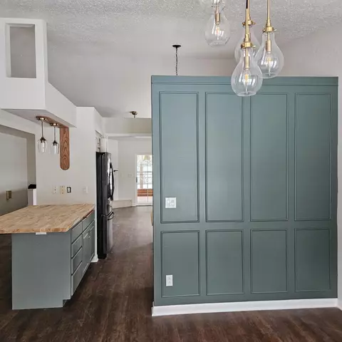 3610 Yvonne Dr, Stevens Point, WI 54481