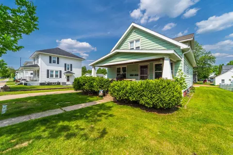 1111 S 6th Ave, Wausau, WI 54401