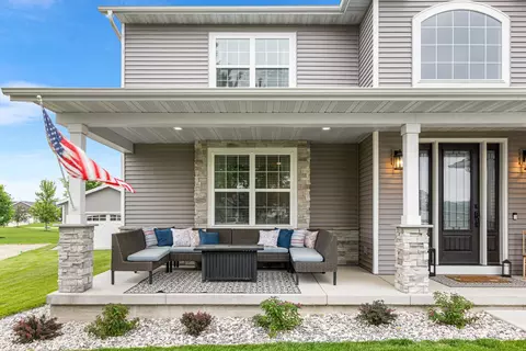 Exterior - 650 W Silverleaf Ct, Plover, WI 54467 photo 3 of 9