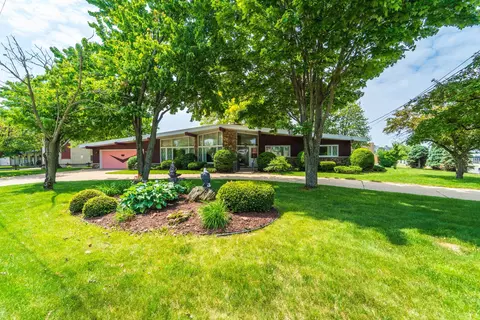 1006 Main St, Mosinee, WI 54455