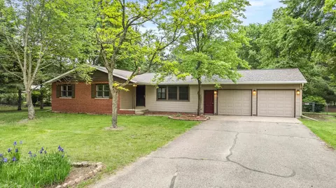 535 Maple Bluff Rd, Stevens Point, WI 54482