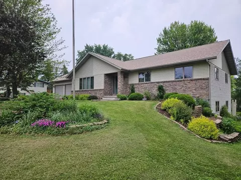 628 W Village Limits Rd, Athens, WI 54411