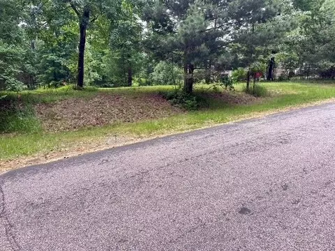 1099 W Queens Way, Nekoosa, WI 54457
