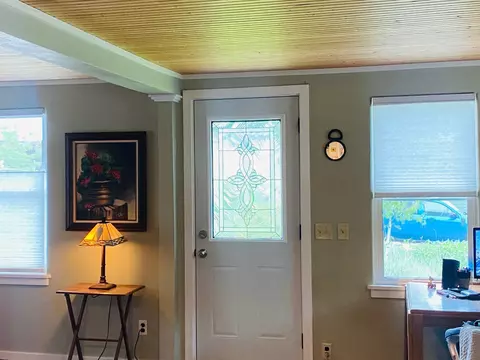 Entry Way - 140 Jackson St, Iola, WI 54945 photo 1 of 6