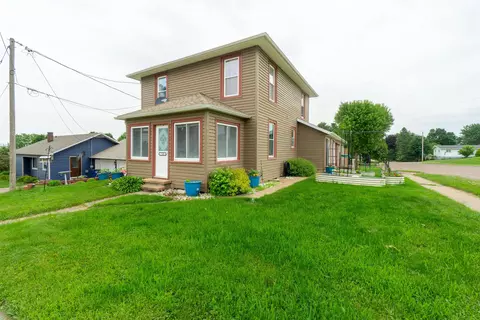 716 Washington St, Marathon, WI 54448