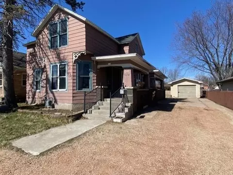 924 Fourth Ave, Stevens Point, WI 54481