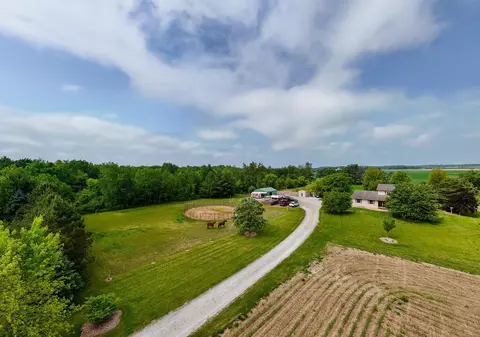 4114 Sheard Rd, Kansasville, WI 53139
