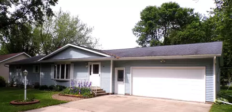 309 S West St, Loyal, WI 54446