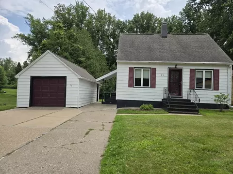 131 Crestview Ln, Nekoosa, WI 54457