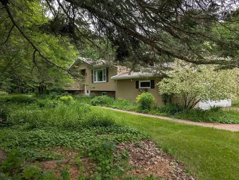 3664 Martin Rd, Kronenwetter, WI 54455