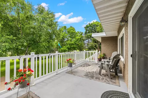 Exterior - 1242 Edgewood Dr, Appleton, WI 54913 photo 6 of 12