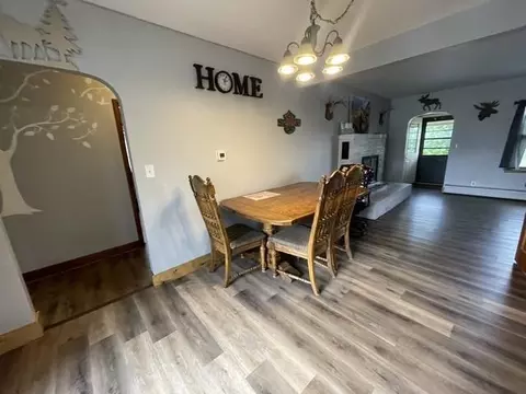Dining - 427 N 5th St, Tomahawk, WI 54487 photo 1 of 3