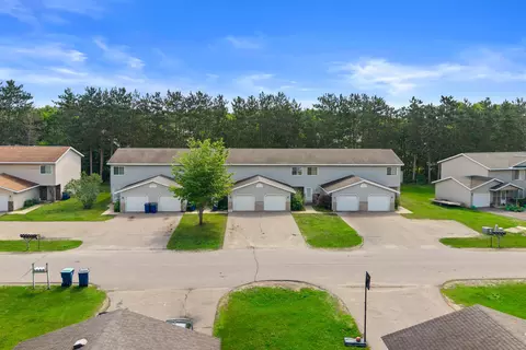 3430 3440 Hoffman Dr, Plover, WI 54467