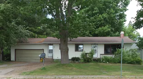 916 Fayette Ave, Rib Lake, WI 54470