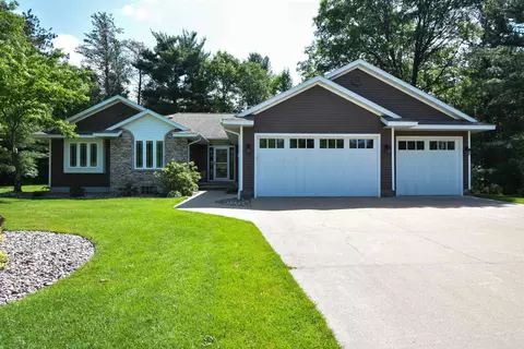 3233 Olympia Ave, Stevens Point, WI 54481