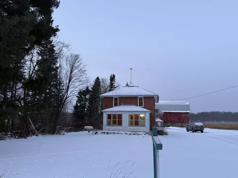 Exterior - e1384 Wolf River Road, Iola, WI 54945 photo 7 of 19