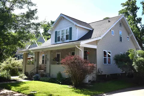 2117 Lincoln Ave, Stevens Point, WI 54481