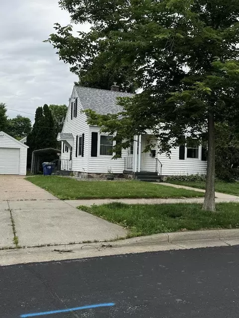 1106 N 5th Ave, Wausau, WI 54401