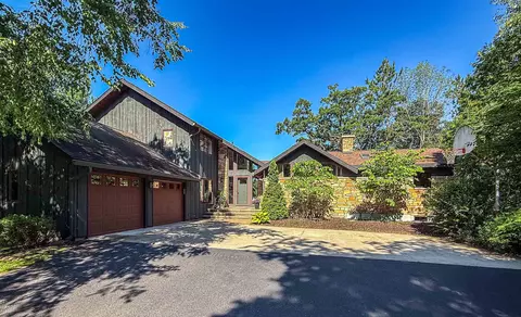 2151 River Bend Rd, Plover, WI 54467