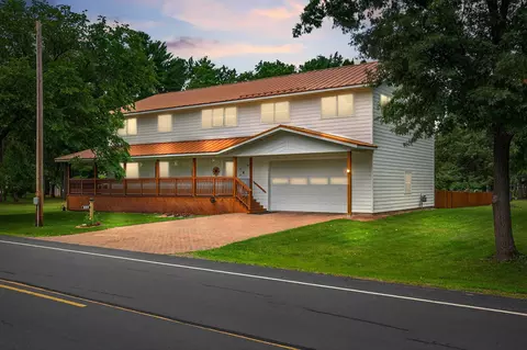 5611 Wazeecha Ave, Wisconsin Rapids, WI 54494