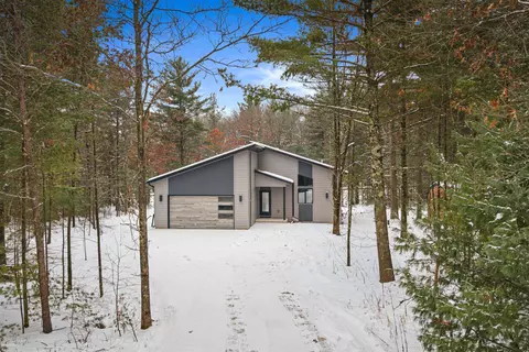 1177 Trap Trl, Nekoosa, WI 54457