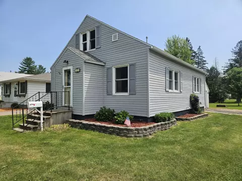 501 N Ash Ave, Marshfield, WI 54449
