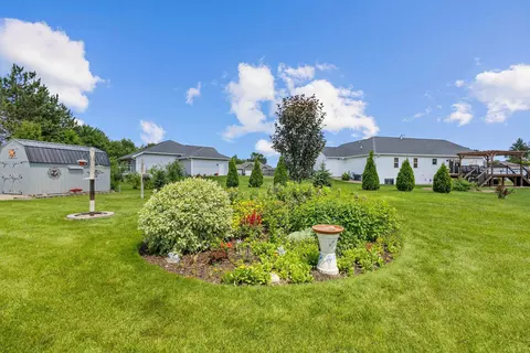 Exterior - 4120 Hanover St, Plover, WI 54467 photo 10 of 13