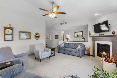 Living - 4120 Hanover St, Plover, WI 54467 photo 2 of 9
